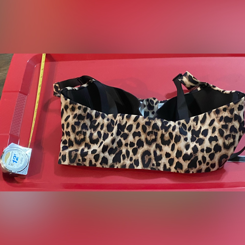 Victoria's Secret Cheetah Print  Bra Size 38D - Picture 5 of 7